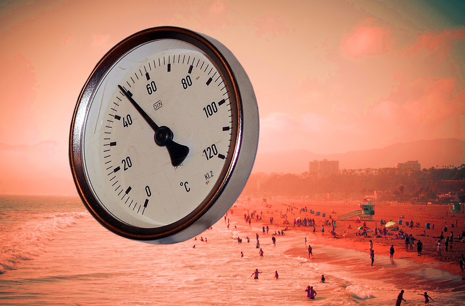 Hot temperature at beach with a temperature measurement watch 